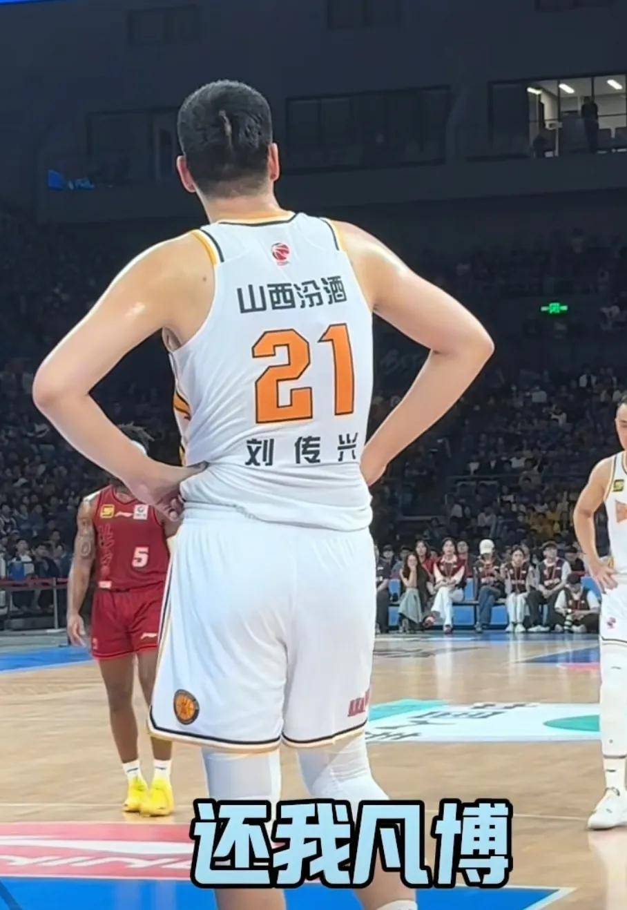 乐鱼体育集结日体能课后,北京首钢外线爆发备战全明星赛,质疑声仍在,赛季目标并未改变的简单介绍
