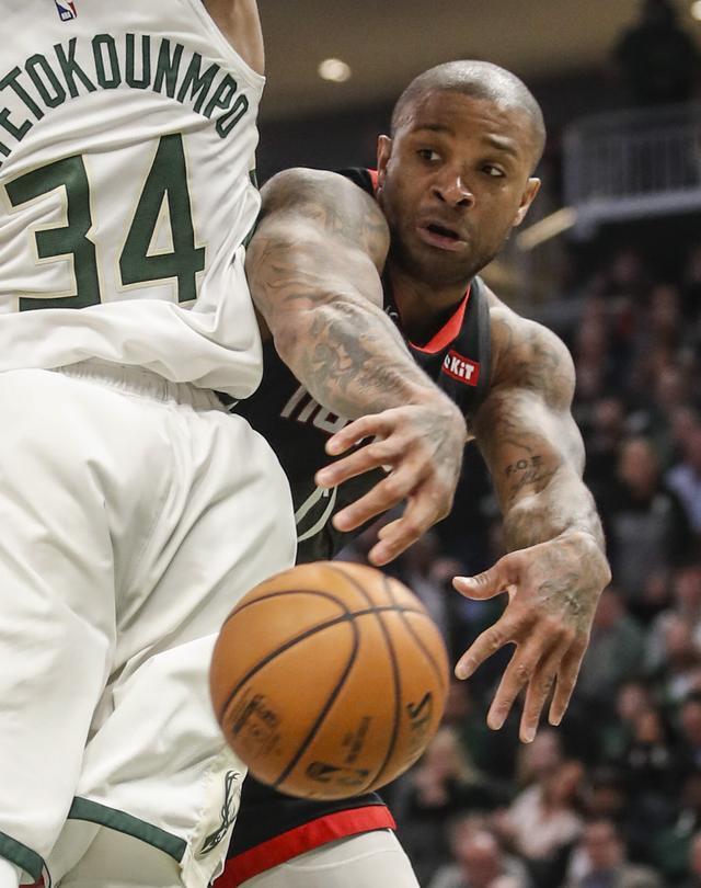 乐鱼体育里程碑夜！密尔沃基雄鹿调整名单，中超冲刺阶段刷纪录，话题不断，团队化学反应显著的简单介绍